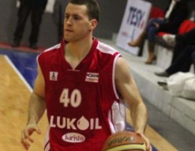 Лукойл с инфарктна победа срещу Левски