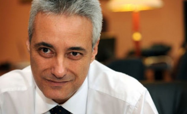 Kъщата на Марин Райков в Княжево с табелка “Шан-з-Елизе”