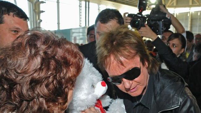 Крис Норман пристигна в София (Снимка)