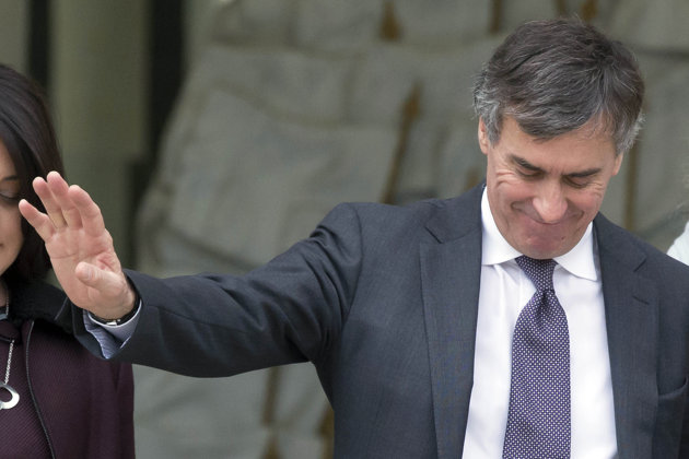 Френският първи финансист хвърли оставка след журналистическо разследване