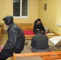 Наплив от бездомници в кризисните домове заради големия студ