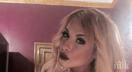 палавата анастасия издаде кого посрещна нова година