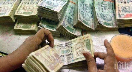 крайният срок депозиране стари банкноти изнервя индийците