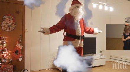 родители потрес тържество децата хлапетата изиграли дядо коледа пръв видял новородения исус тръгнал света търси дрешки