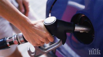 мексико граждани блокирали улици протестирайки увеличаването цените бензина