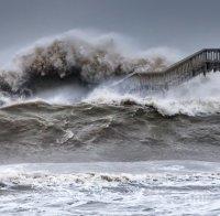 Чакат 5 бала вълнение по морето