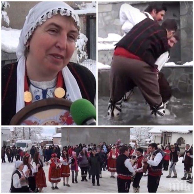 При -15: Изкъпаха Ивановците и булките край Пловдив (ВИДЕО)