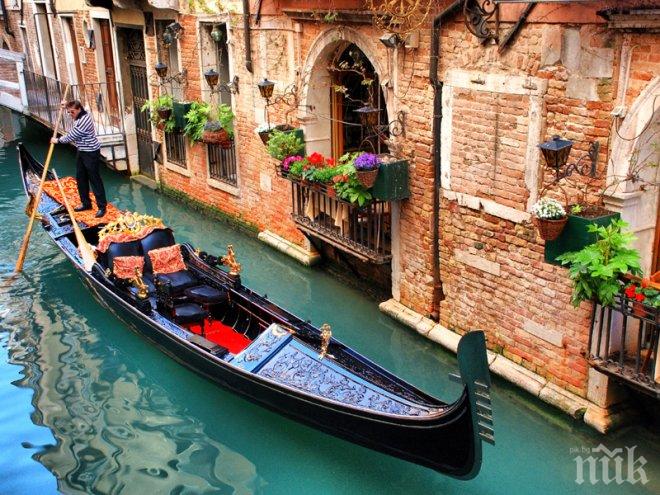 Регулират тълпите туристи във Венеция с електронна система и входна такса