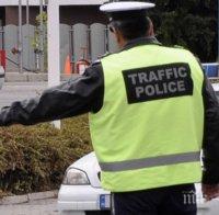 САНКЦИЯ! 1000 лв. глоба и 3 месеца без книжка, ако не спреш на КАТ