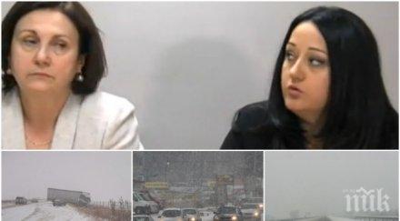 ексклузивно първо пик министрите докладват снежния страната случва момента пътищата страната
