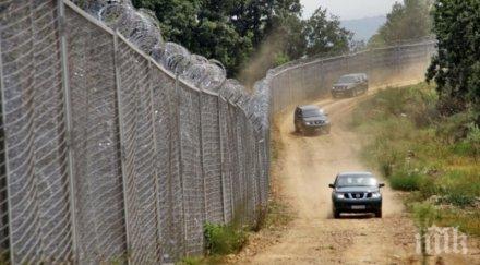 австрия изпраща жива сила границата сърбия