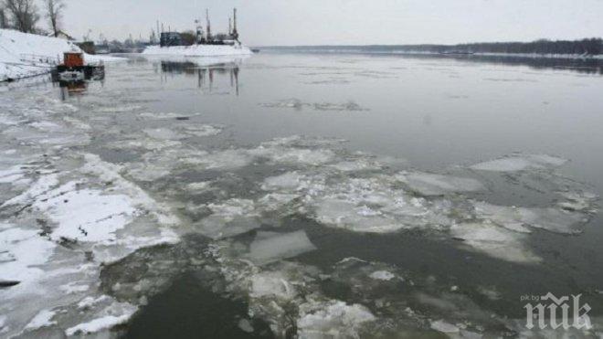Окончателно: Лед скова Дунав