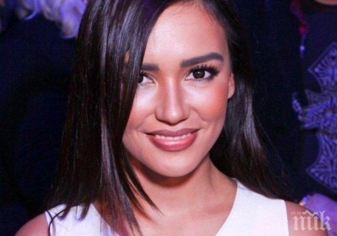 БОМБА В НЕТА! Феновете в Русия полудяха - певицата Серябкина лъсна чисто гола! (СНИМКА 18+)