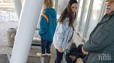 българска работа жена потроши спирка бургас зяпачи снимат клипове вместо помагат видео