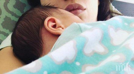 чудо отвлечено бебе появи години