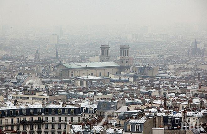 ФРАНЦИЯ НА ТЪМНО! Буря остави хиляди домакинства без ток