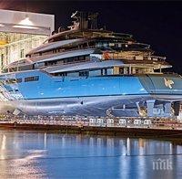 Милиардер си купи яхта с тенис корт