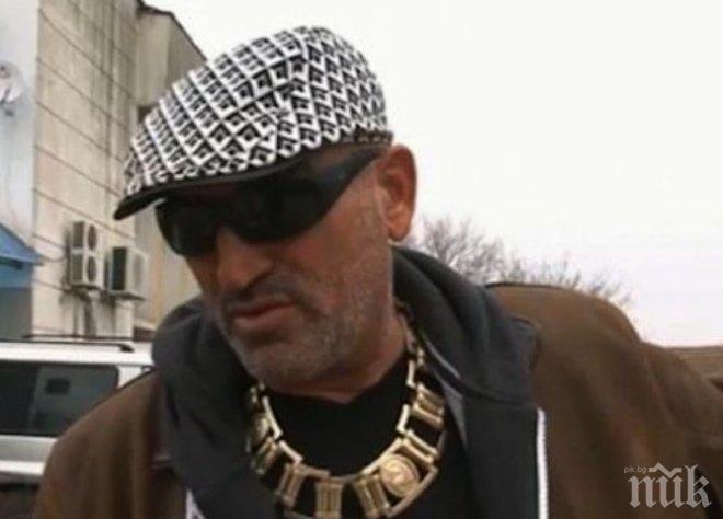 НЕВОЛИ! Проклятие застигна Ценко Чоков, скандалният кмет ослепява