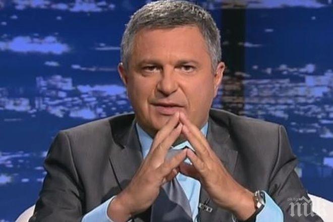 Снегът не изплаши Милен Цветков! Водещият помага на закъсали по улиците (СНИМКИ)