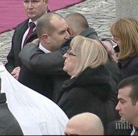 ПЪРВО В ПИК TV! СЪРДЕЧЕН ЖЕСТ! Премиерът Борисов прегърна силно президента Радев