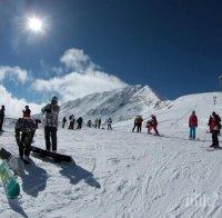 ИЗВЪНРЕДНО! Спасиха блокирани турски сноубордисти над Банско