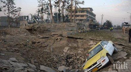 тотален карък големият експерт бомбите талибаните загина заедно четирима сина експлозив правен лично