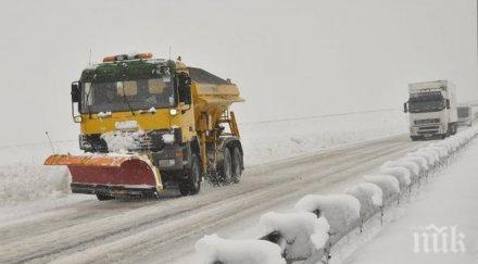 снежни неволи тир зърно заби преспа затвори пътя добрич генерал тошево
