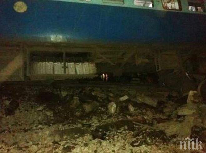 УЖАС! Катастрофа с влак в Индия-12 загинали и над 100 ранени