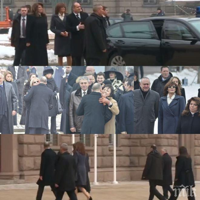 ЕКСКЛУЗИВНО В ПИК! Новият президент Радев се целуна с Цецка и Корнелия, но не и с жена си! Първата дама изпревари генерала на „Дондуков” 2 (СНИМКИ)