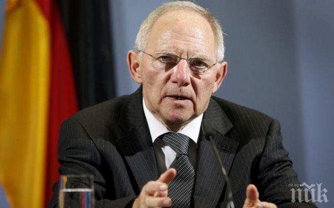 Германия врътна кранчето на Гърция: Край със спасителните програми