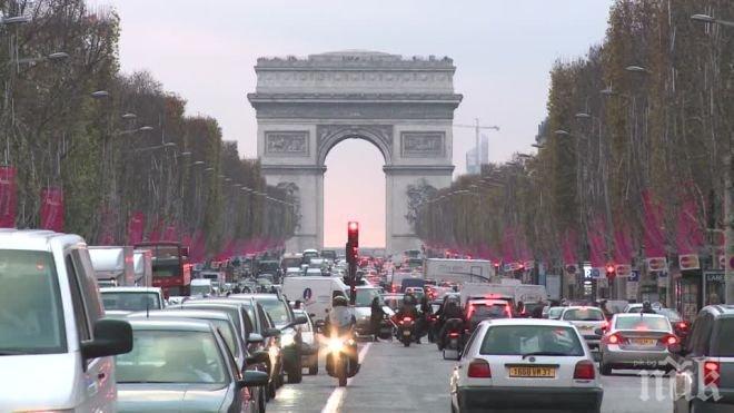 Пелена от прах обви Франция – ограничават движението на автомобили