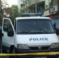 ЮНАК! Крадец отмъква два компютъра от магазин, но се запасява и с алкохол