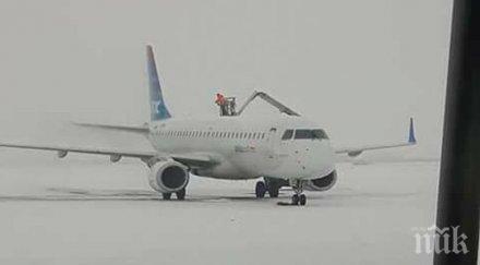 криза московските летища отмениха полета