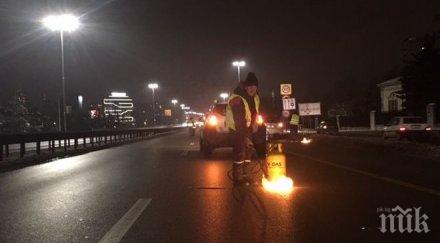 спешно кърпят цяла нощ дупките цариградско шосе