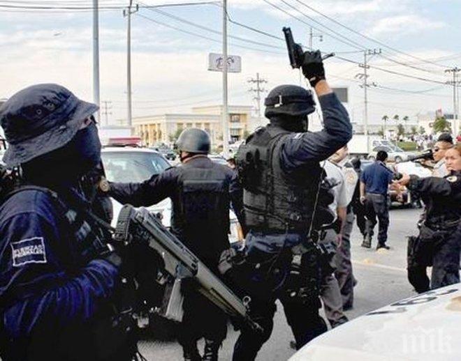 Висш мексикански общинар убит в колата си