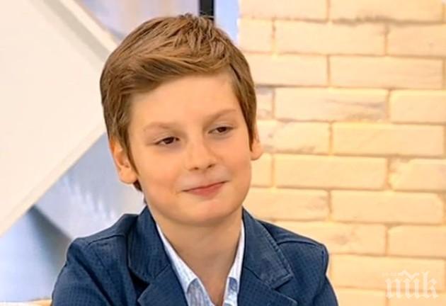 БАЩИЧКО! Синът на Рачков тръгва по стъпките му