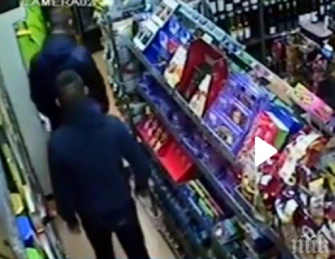 Екшън в Пловдив! Седем камери заснели обира на маскираните нападатели (ВИДЕО)