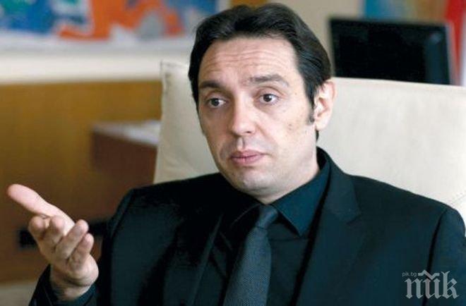 Сръбски министър захапа България заради бежанците