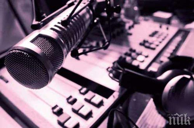 ШОК! Радиоводещ съобщи в ефир, че умира от рак 