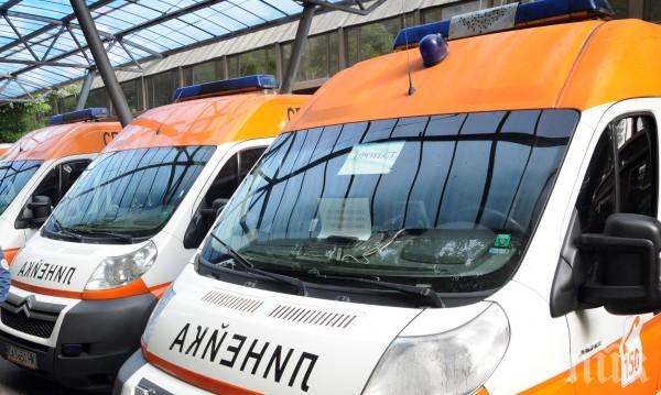 Три коли се помляха на стария път за Лозен