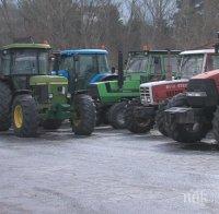 Гръцките фермери блокираха границата с Македония