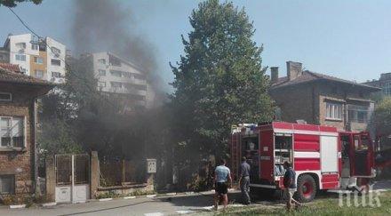 огнен пламна автосервиз благоевград три коли изгоряха