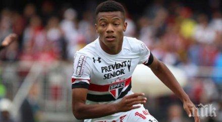 аякс купи бразилски талант млн евро