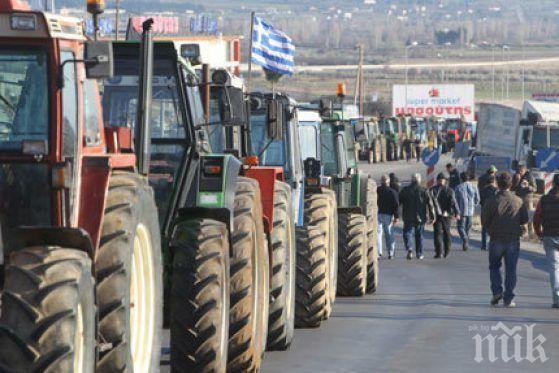 Гръцките фермери с люта закана: Ще стигнем до Промахон, дори през нивите да минем!