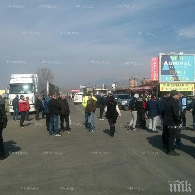 Гръцките фермери са готови да започнат протести в центъра на Солун

