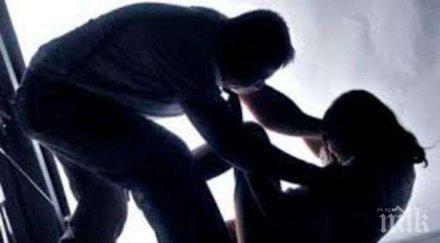 скандал наша шампионка джудо трепери страх треньор насилник франция часа крие заключена тоалетна