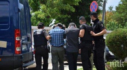 твърда ръка атина остави турски превратаджии ареста