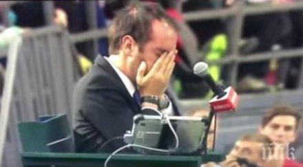 невиждан скандал бесен тенисист удари съдия публиката затихна секунди реферът уникални кадри