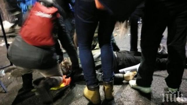 Десетки хиляди канадци се събраха пред американското консулство в Торонто на протест срещу ислямофобията