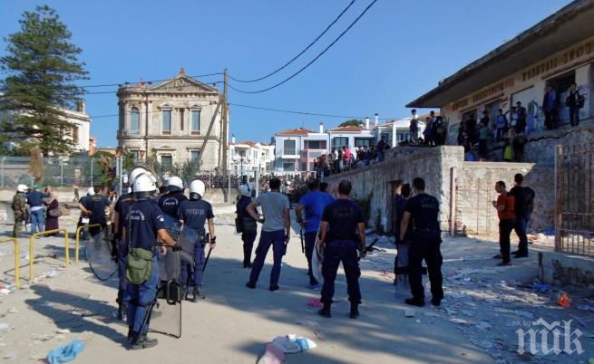 Гърция се зае да подобрява условията на Лесбос заради мъртвите мигранти